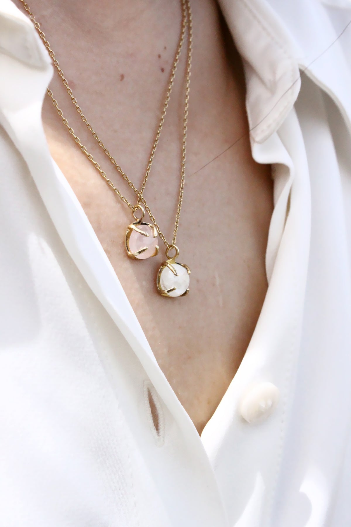 Siva Stone Necklace Gold