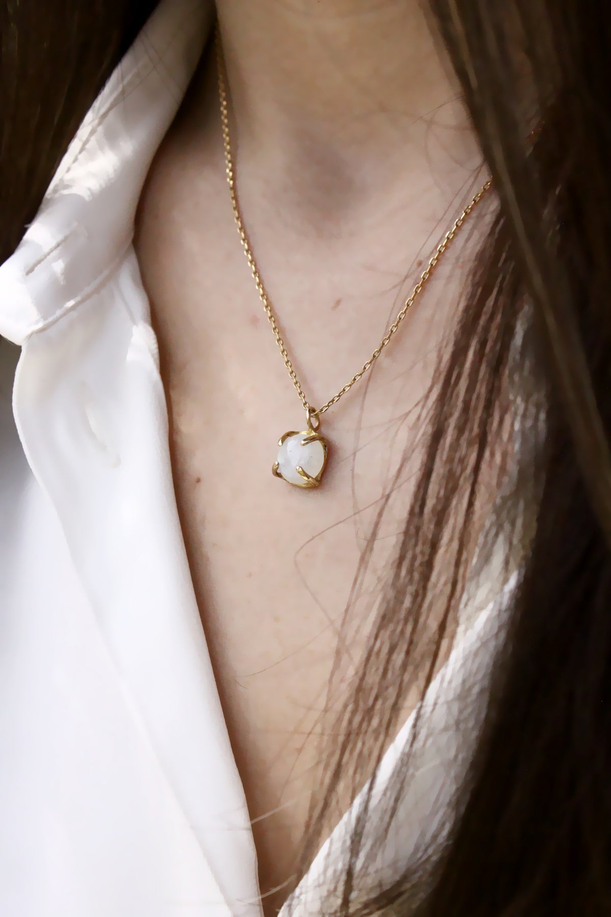 Siva Stone Necklace Gold