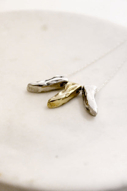 Cyno Point Necklace Silver
