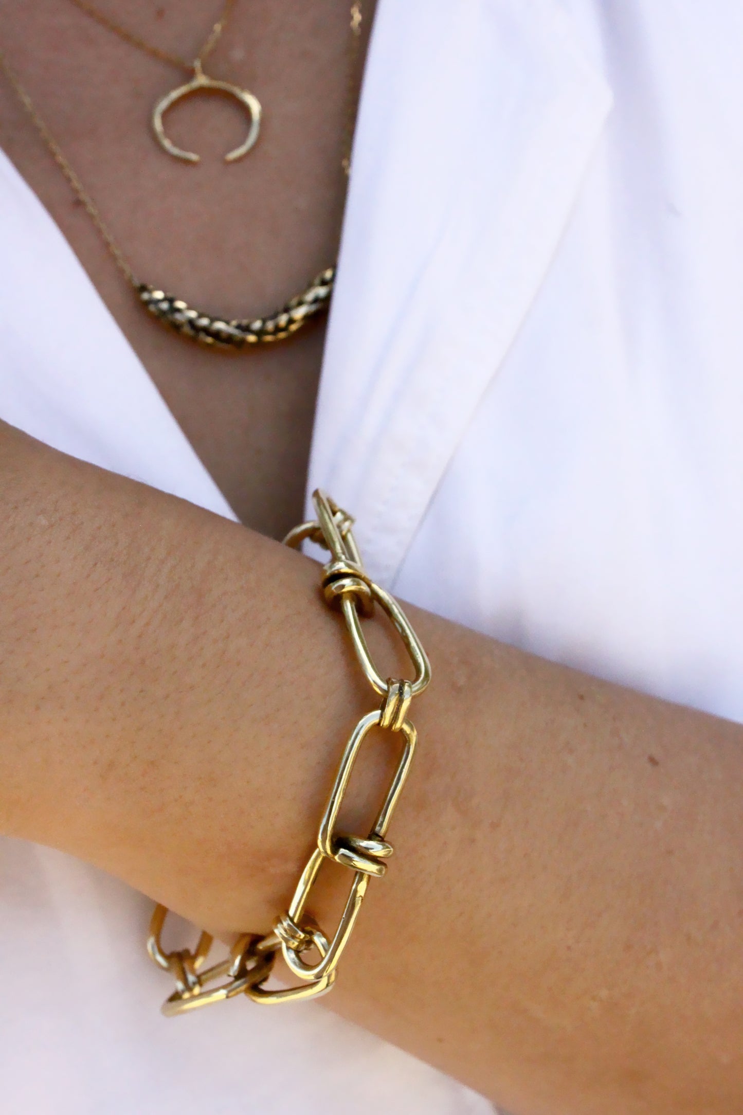 Gold chain bracelet 