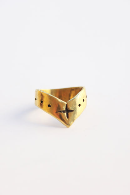 V Ring Gold