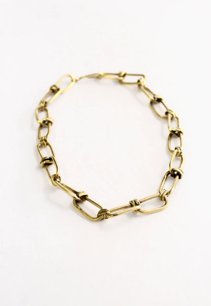 Gold chain necklace 