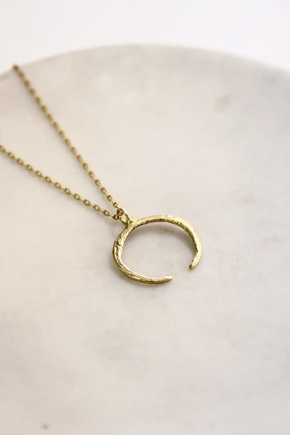 Kera Necklace Gold