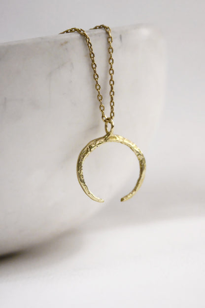 Kera Necklace Gold