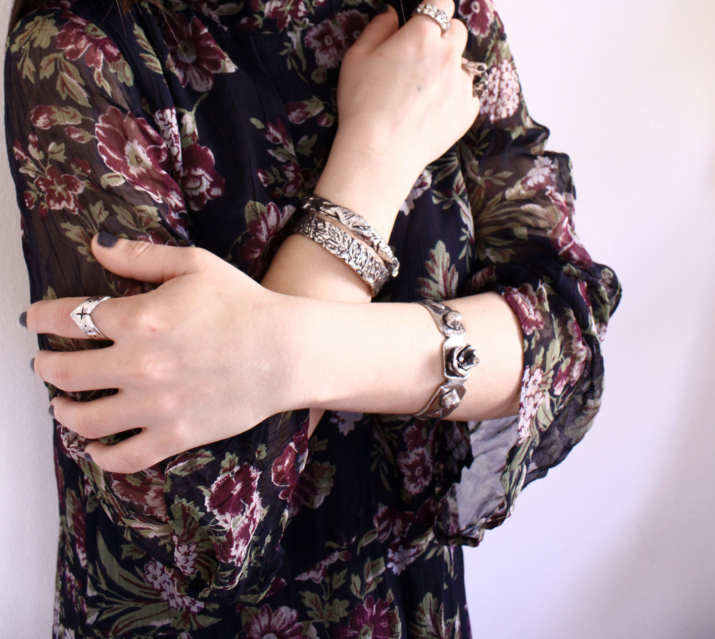 V Ring Silver