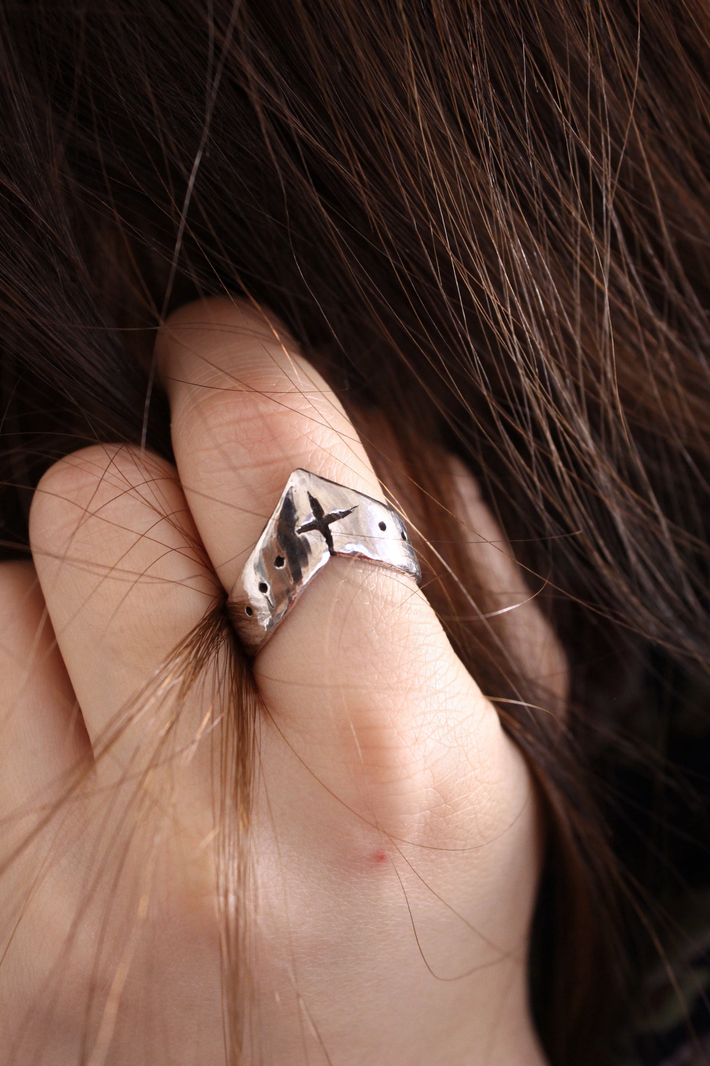 V Ring Silver