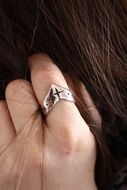 V Ring Silver