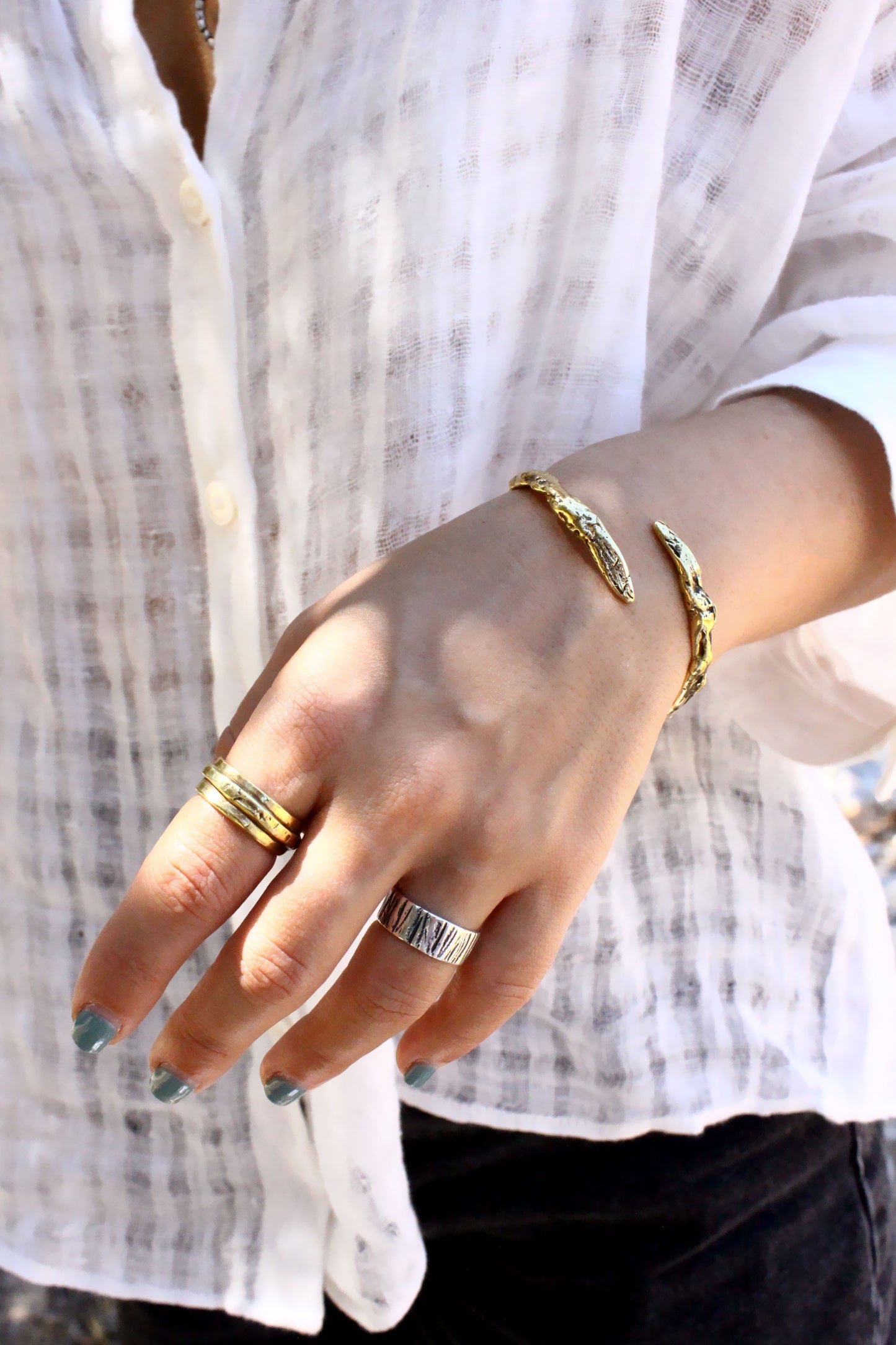 Sara Bracelet Gold