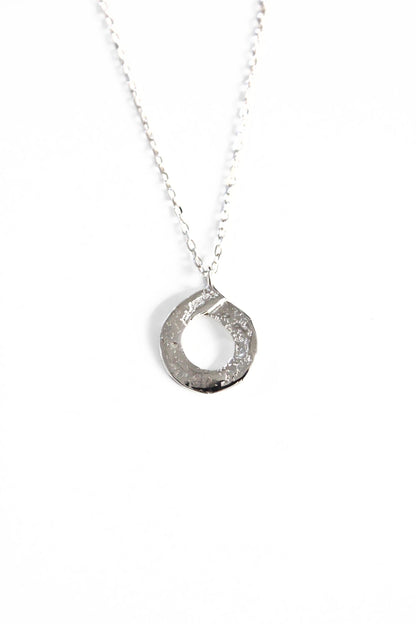 Cle Necklace Silver