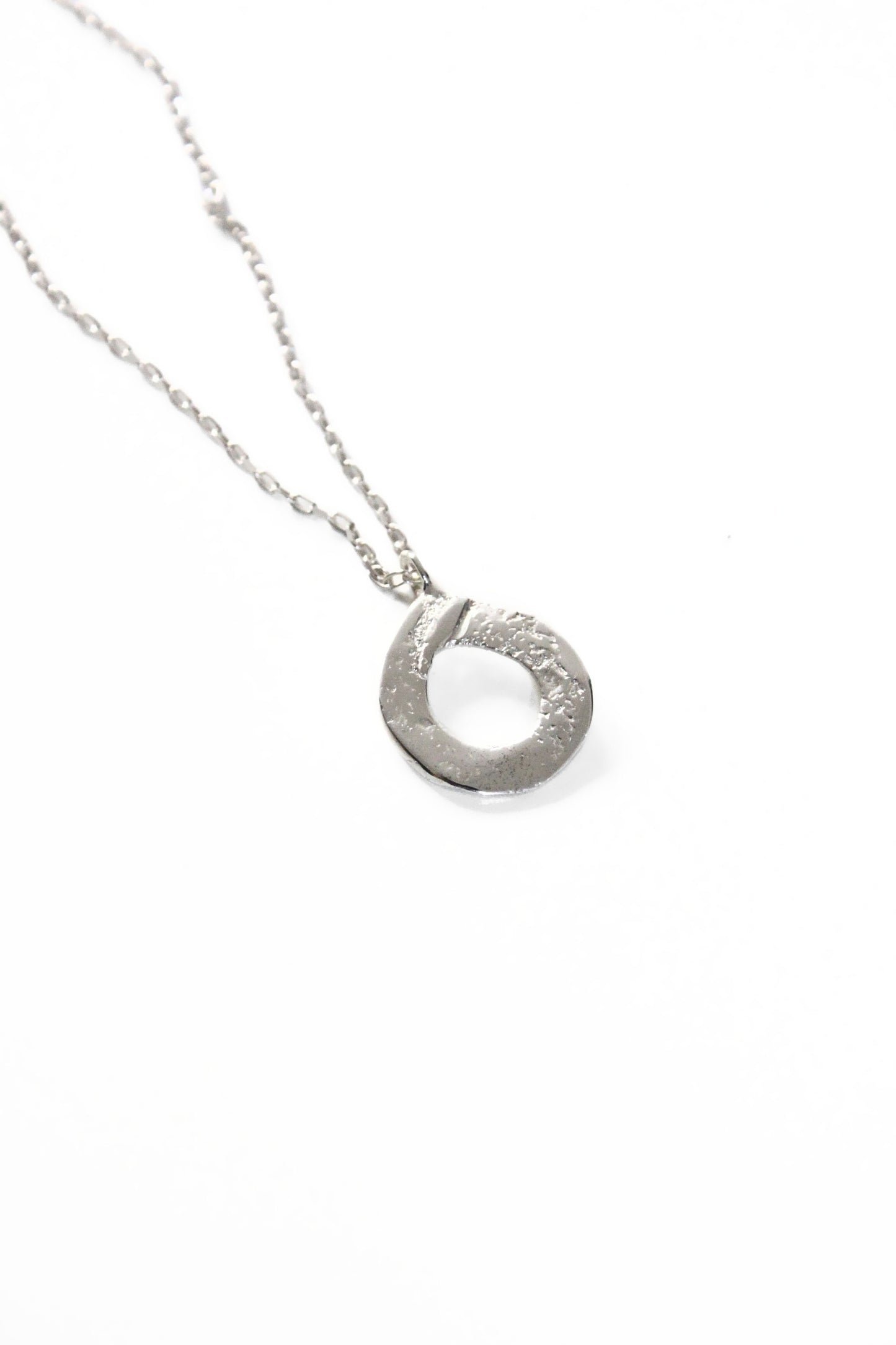 Cle Necklace Silver