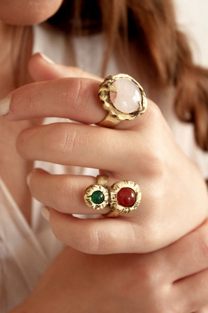 Eight Ring Gold