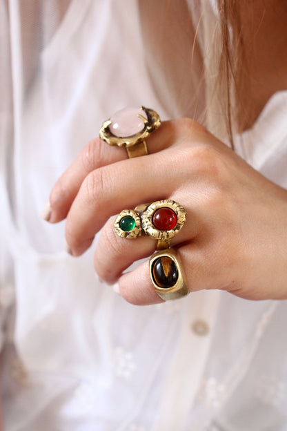 Eight Ring Gold
