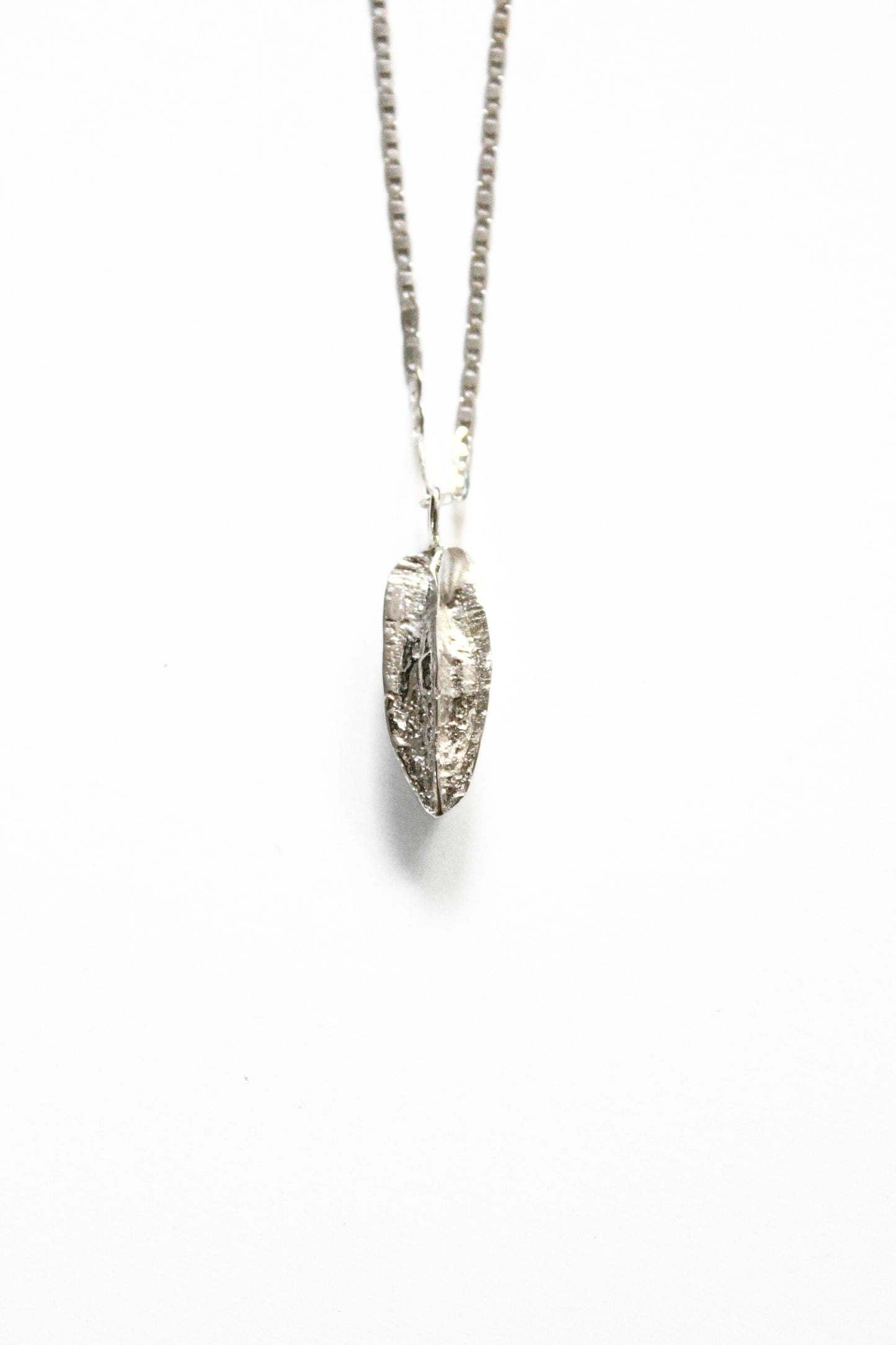 Pot Necklace Silver