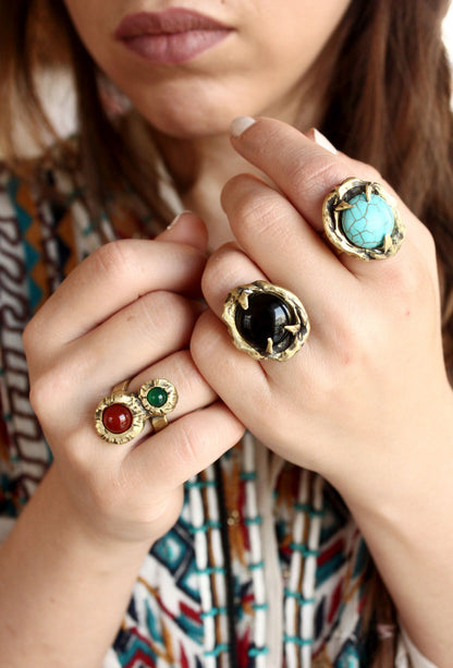Eight Ring Gold