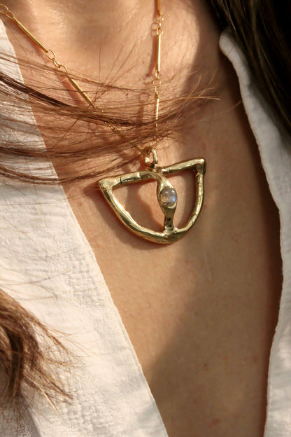 Moonstone crystal pendant gold