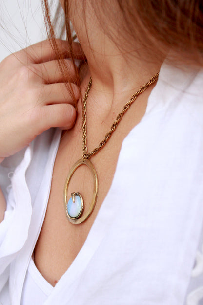 Iris Necklace Gold