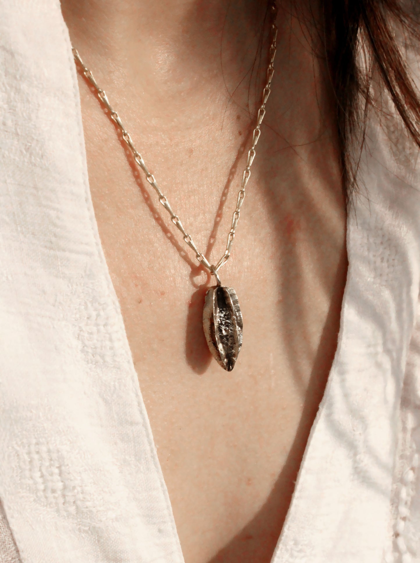 Pot Necklace Silver