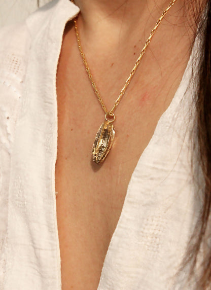 Pot Necklace Gold