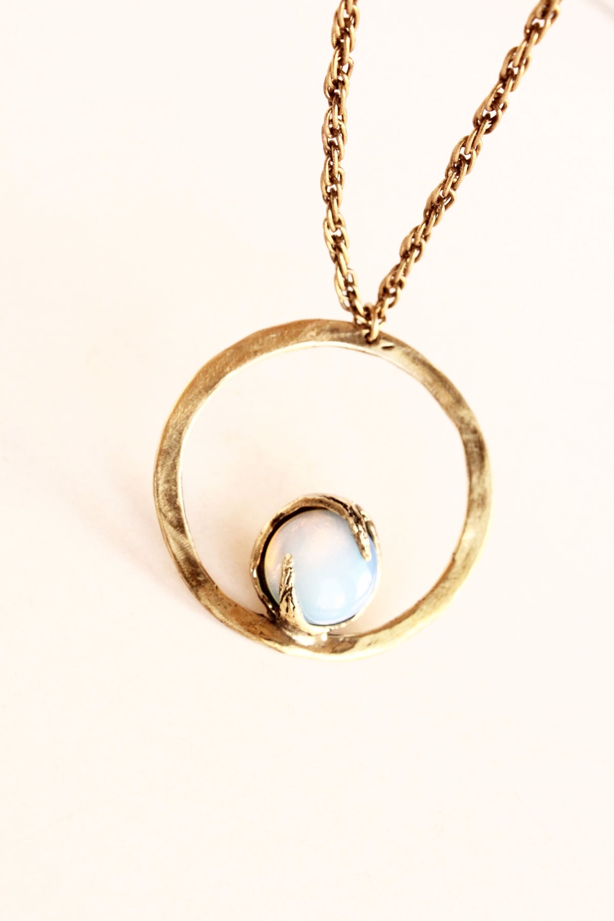 Iris Necklace Gold