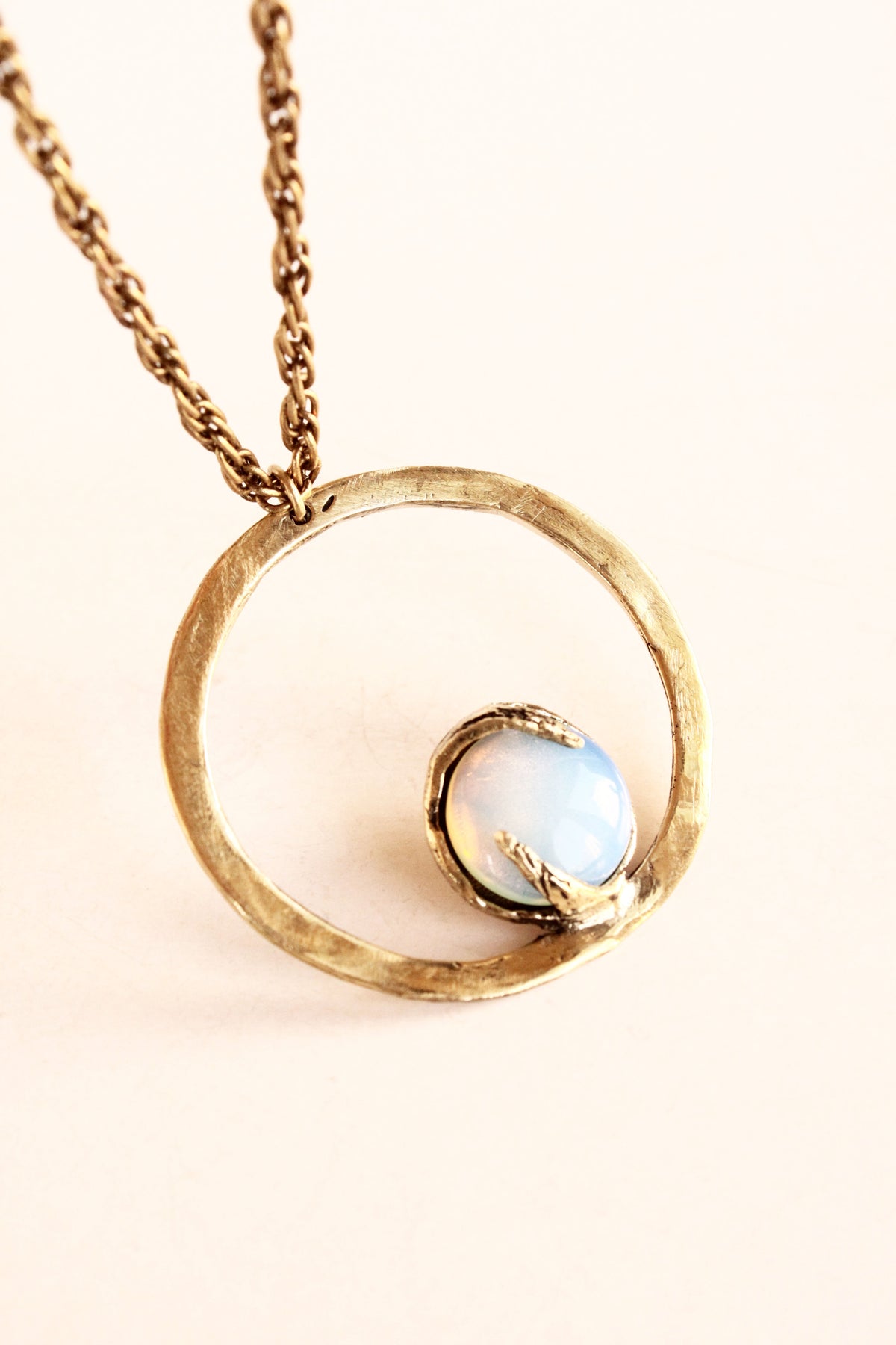 Iris Necklace Gold