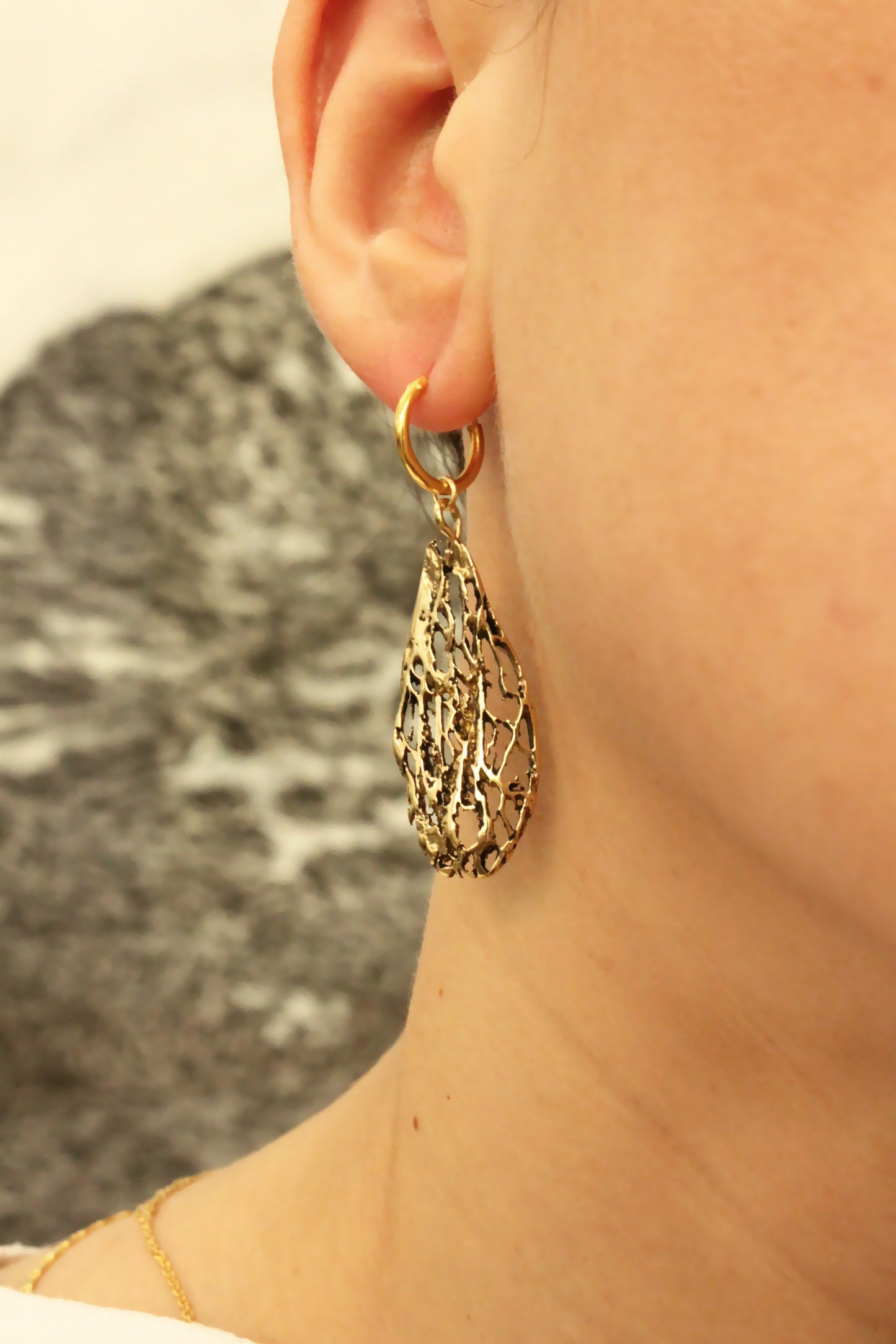 Feal Earrings Gold
