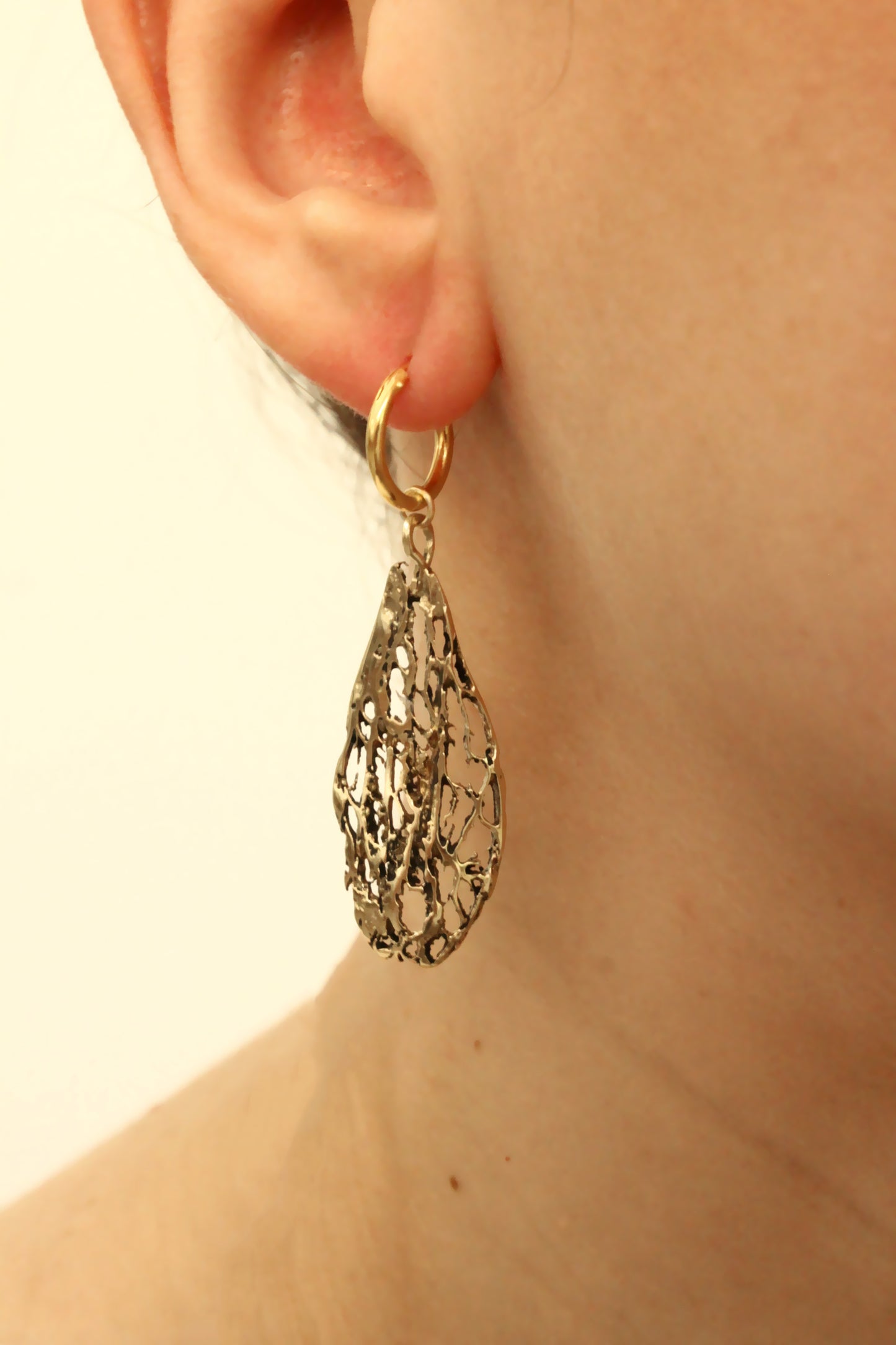 Feal Earrings Gold