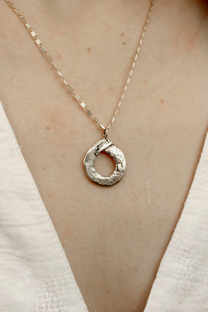 Cle Necklace Silver