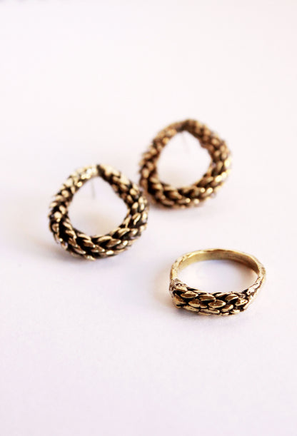 Lacrima Ring Gold