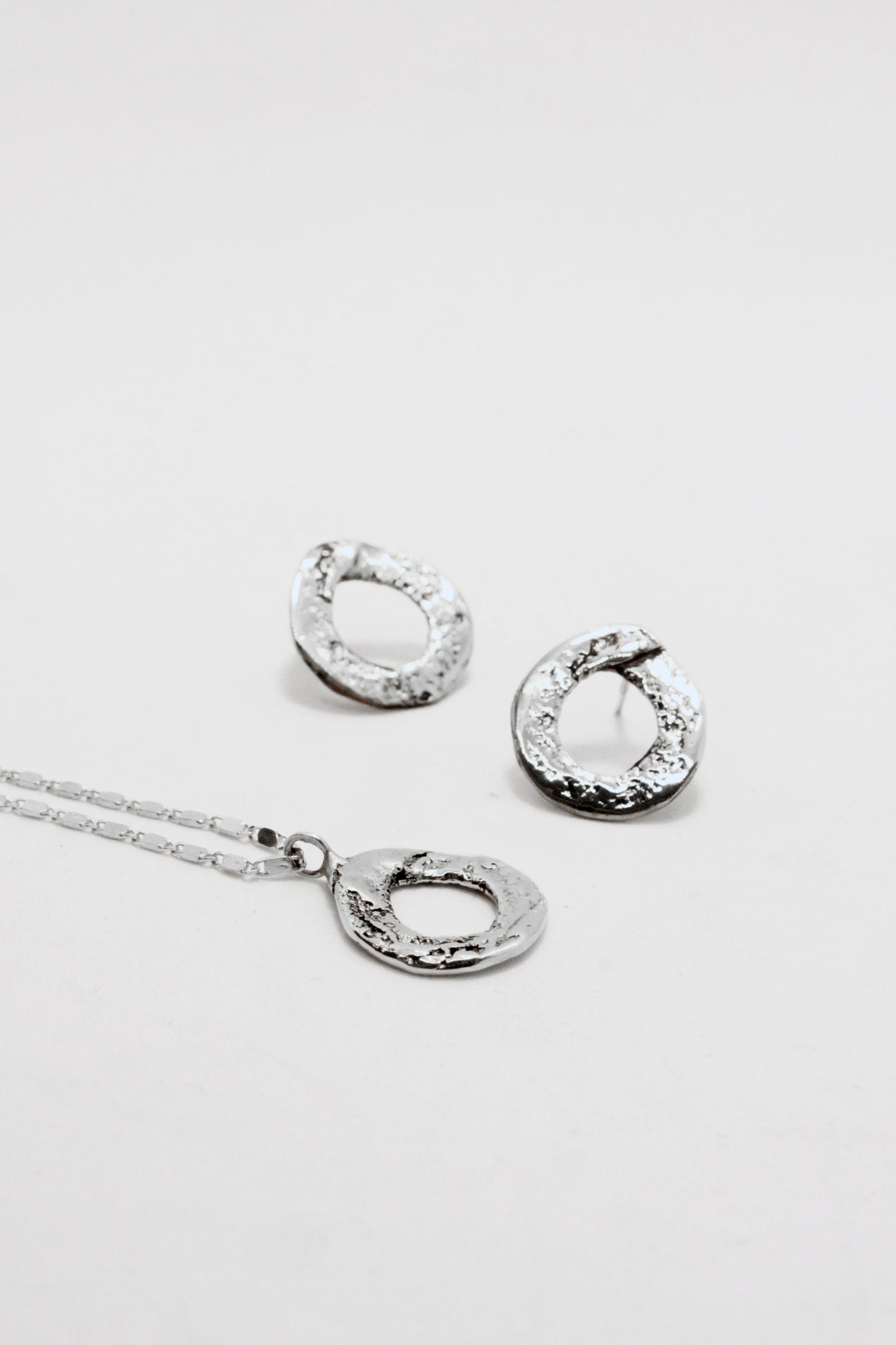 Cle Necklace Silver