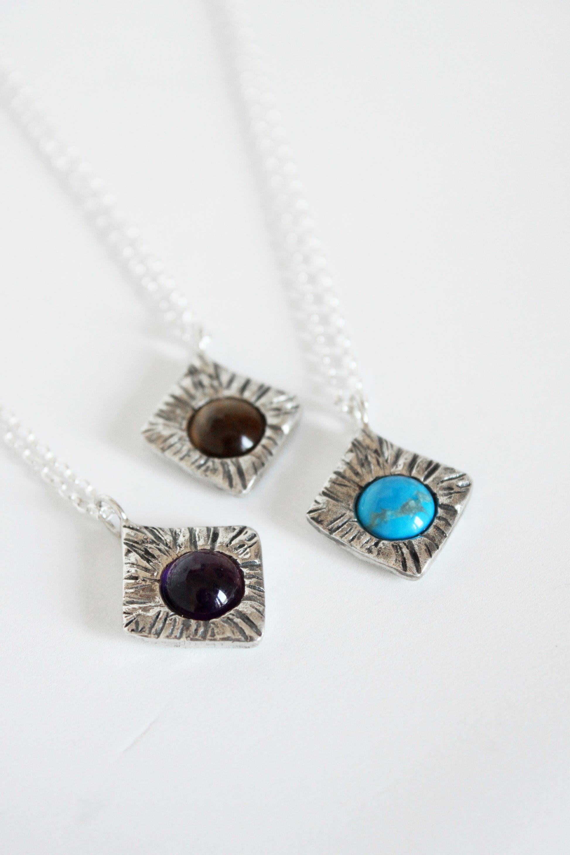 Rhombus sterling silver necklaces with crystals