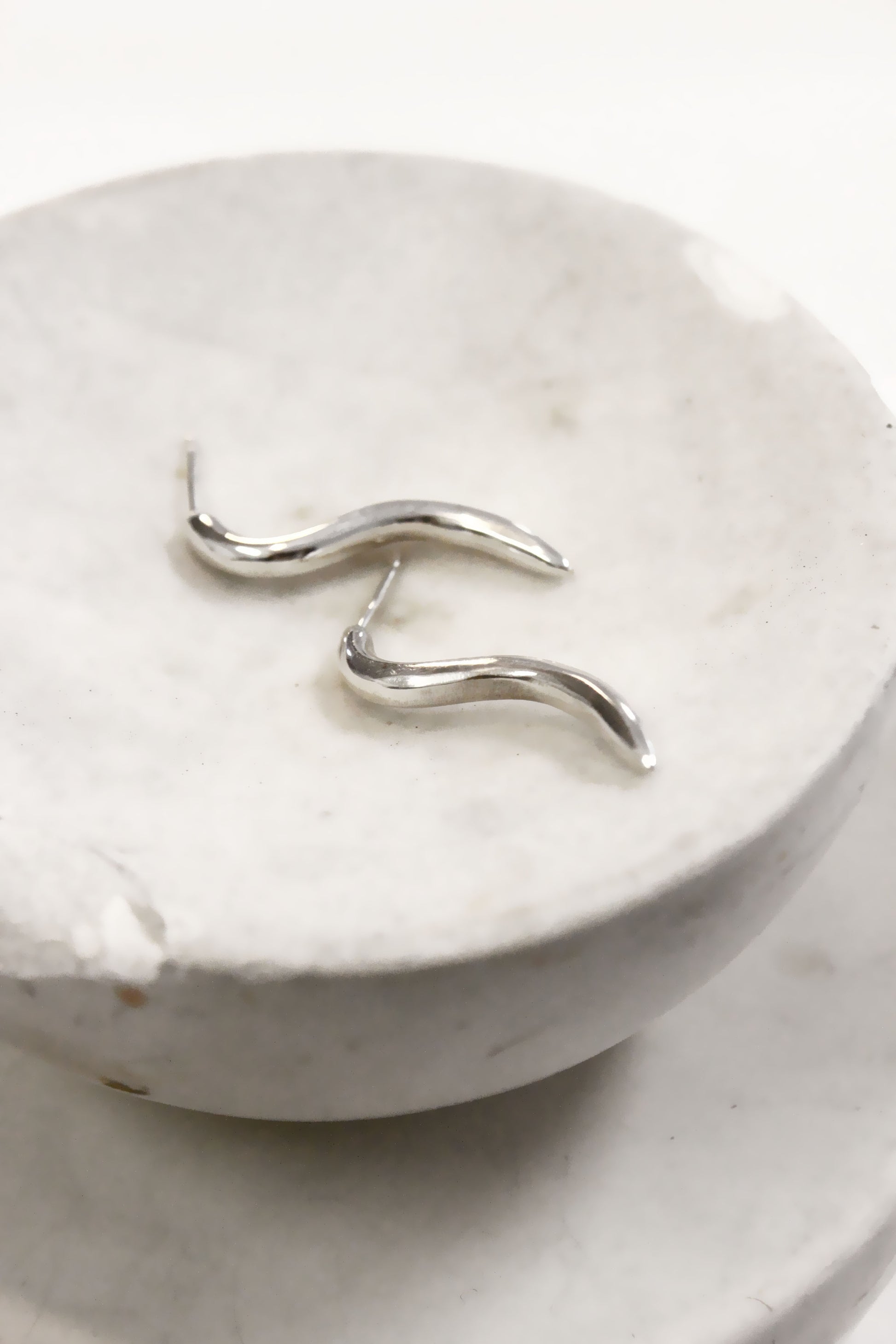 rock modern earrings silver