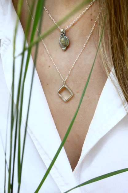Etri Necklace Silver