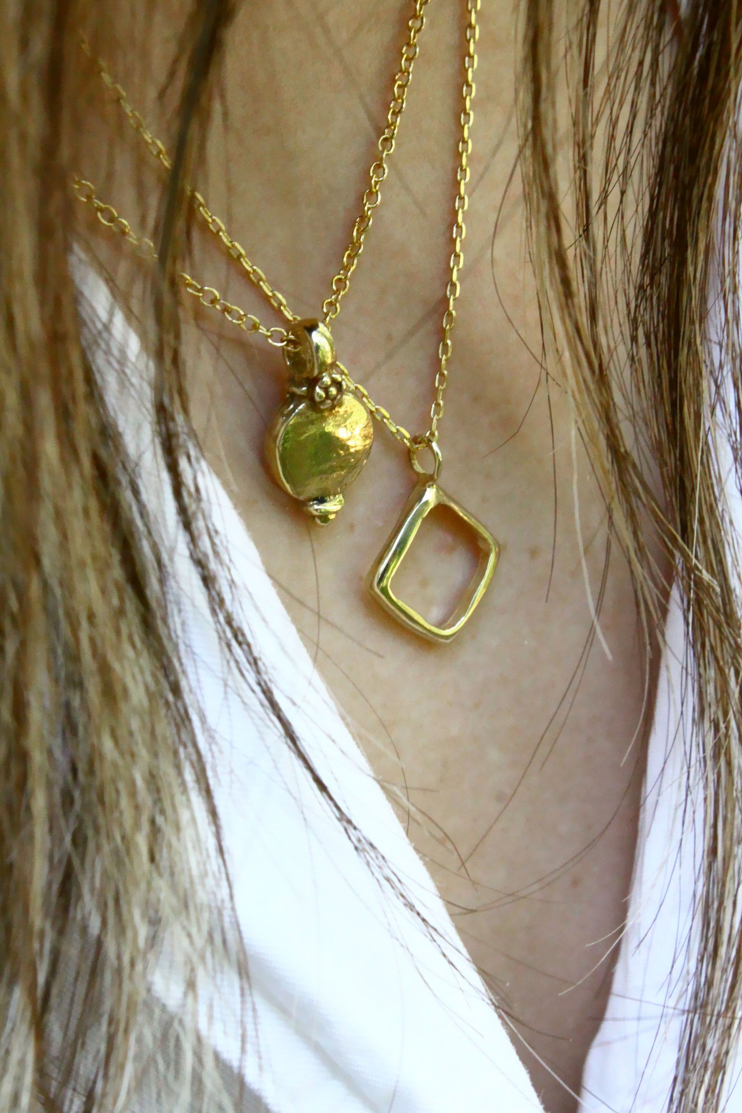 Etri Necklace Gold