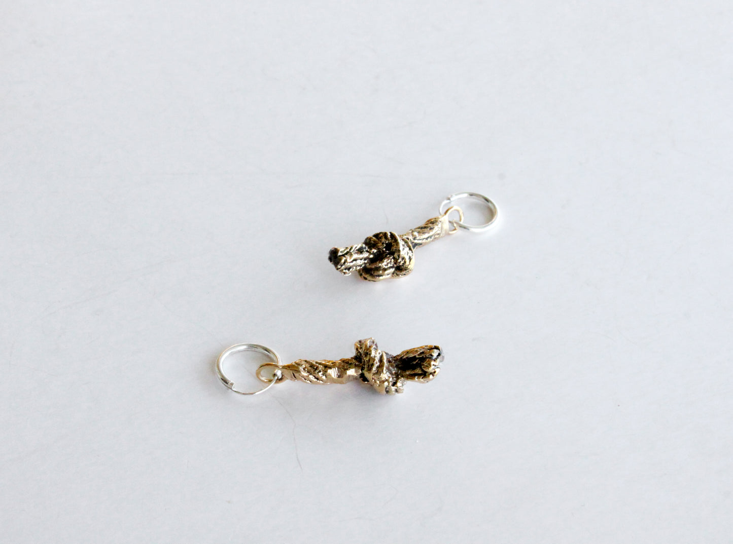 Anemi Earrings Gold