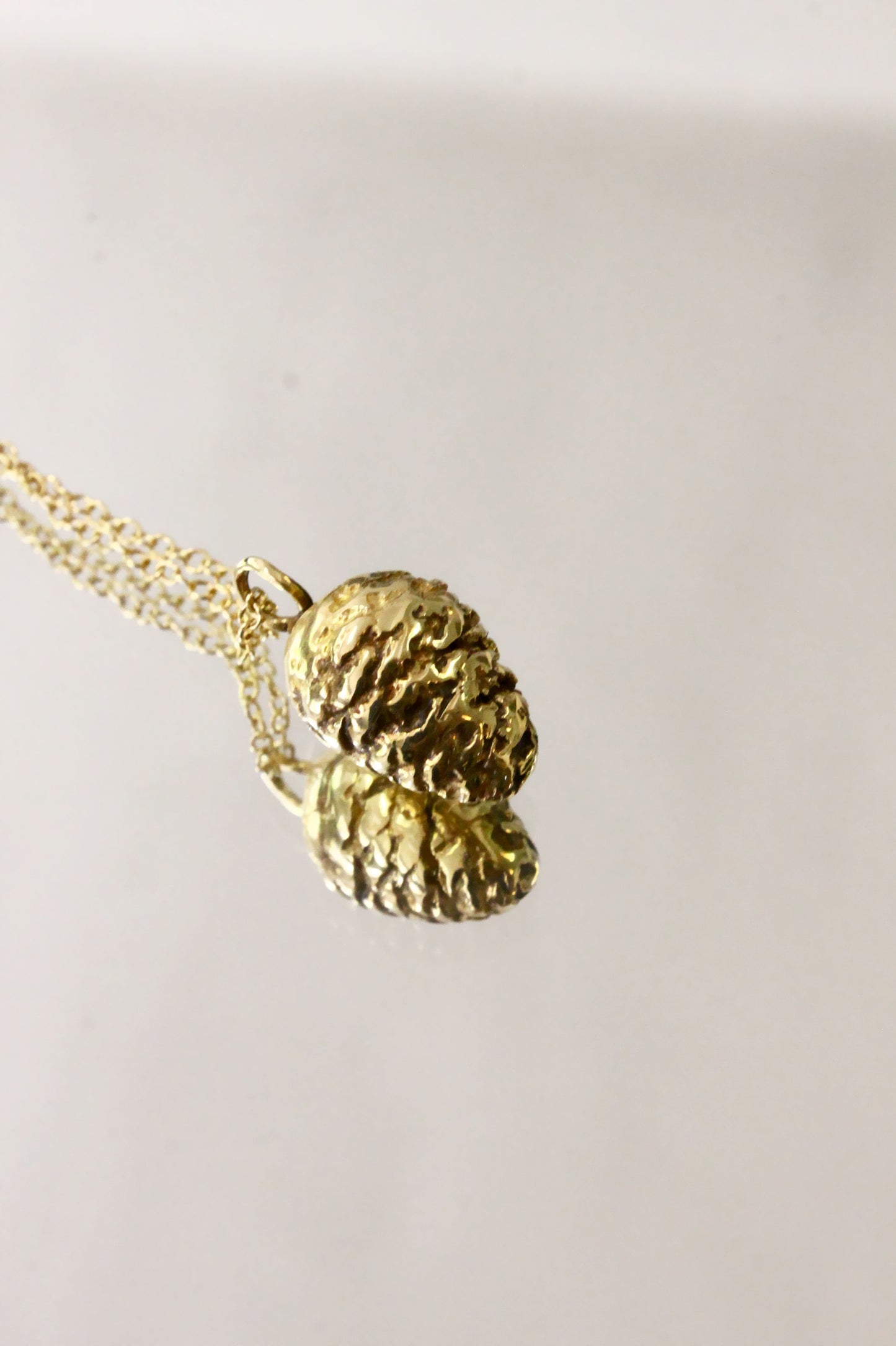 Vela Necklace Gold