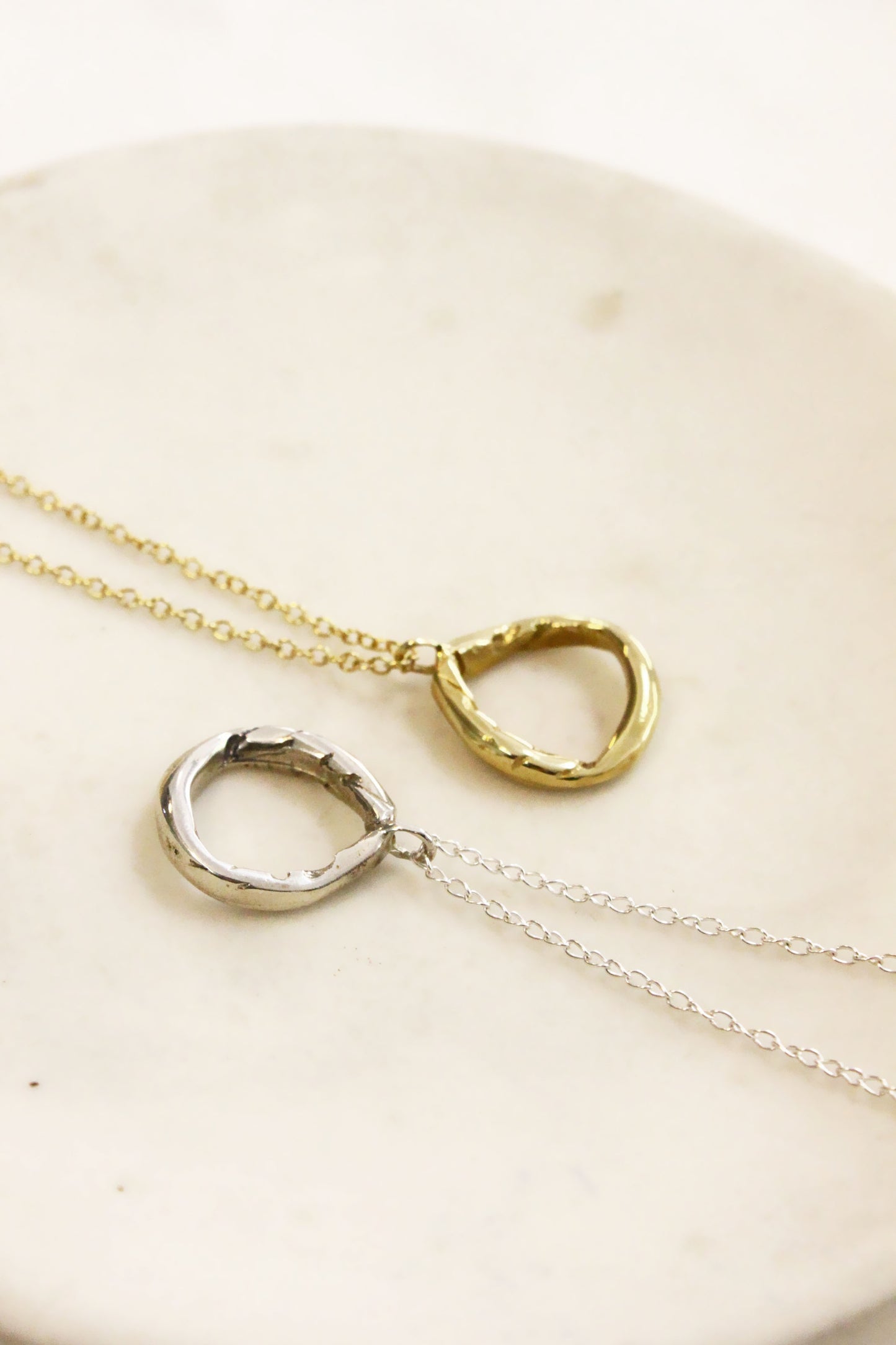 Giola Necklace Silver