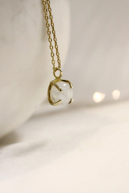 Siva Stone Necklace Gold
