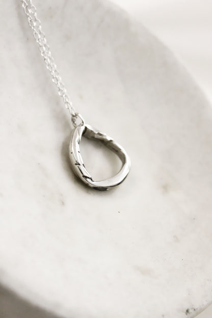 Giola Necklace Silver