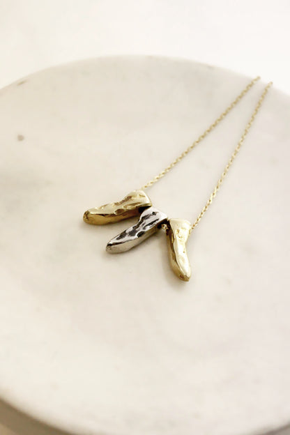 Cyno Point Necklace Gold